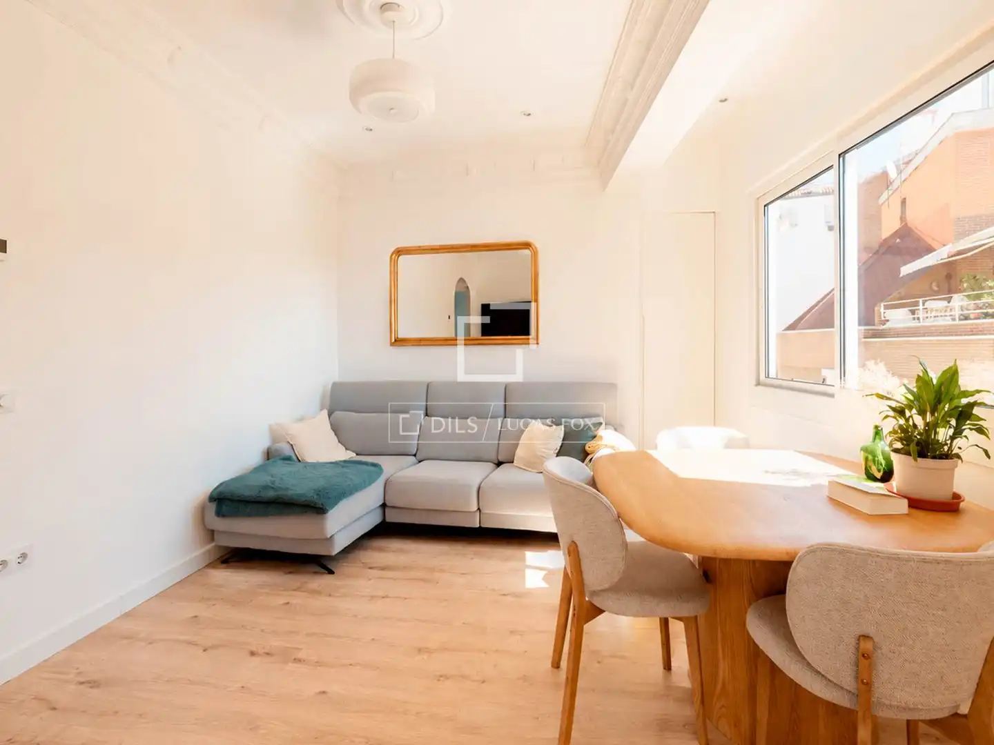 Wohnzimmer von Wohnung zum Verkauf in Madrid mit Klimaanlage und Heizung