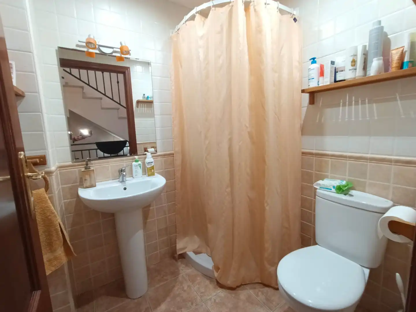 Bany de Casa adosada en venda en Cáceres amb Parquet i Traster