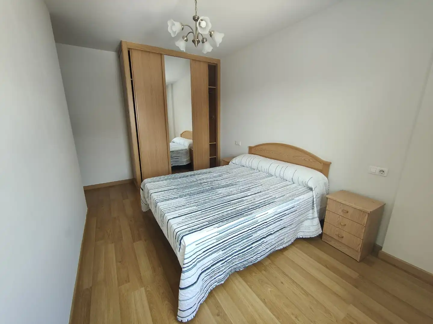 Bedroom of Apartments for rent in Lugo  with Heating, Storage room and Furnished