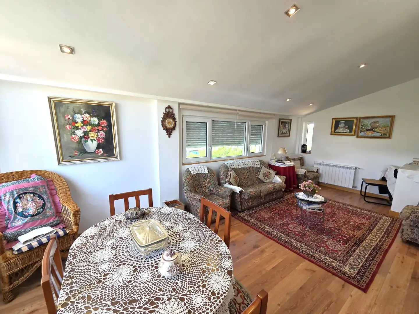 Living room of Houses for sale in Carcedo de Burgos  with Heating, Private garden and Terrace