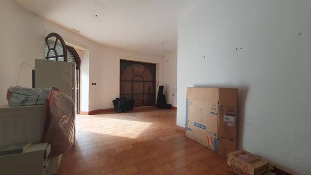 Local comercial en Alquiler en Centro - Mendibil - Santiago