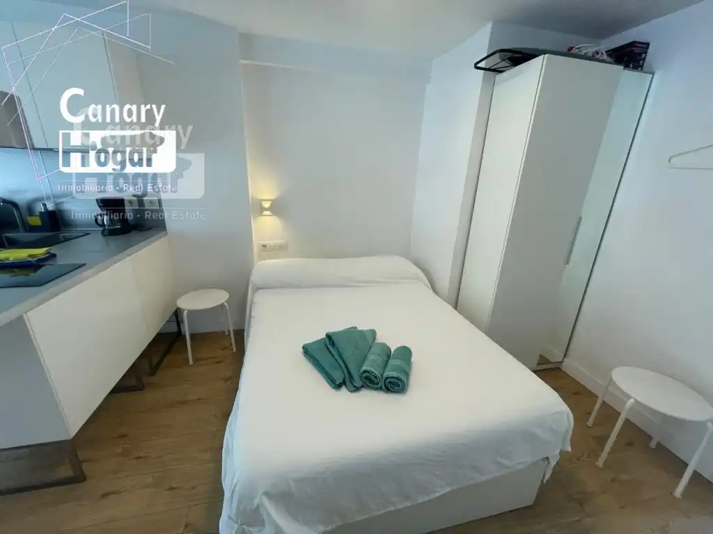 Habitación de Estudio en venta en Adeje con Aire acondicionado, Calefacción y Piscina comunitaria