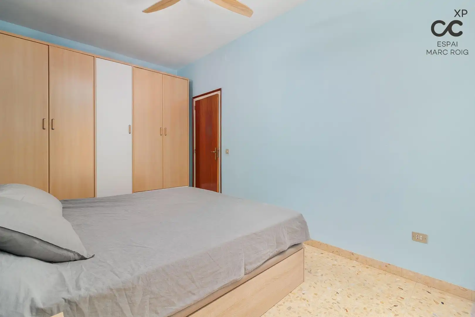 Habitación de Finca rústica en venta en Castelló d'Empúries con Aire acondicionado, Calefacción y Jardín privado