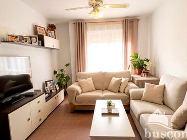 Flat with lift for sale in Calle Alcalá la Real
