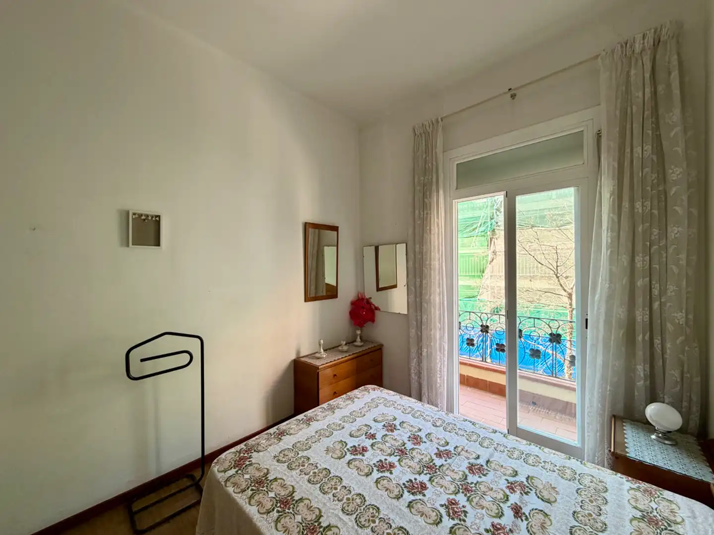 Habitación de Piso en venta en Barcelona con Balcón