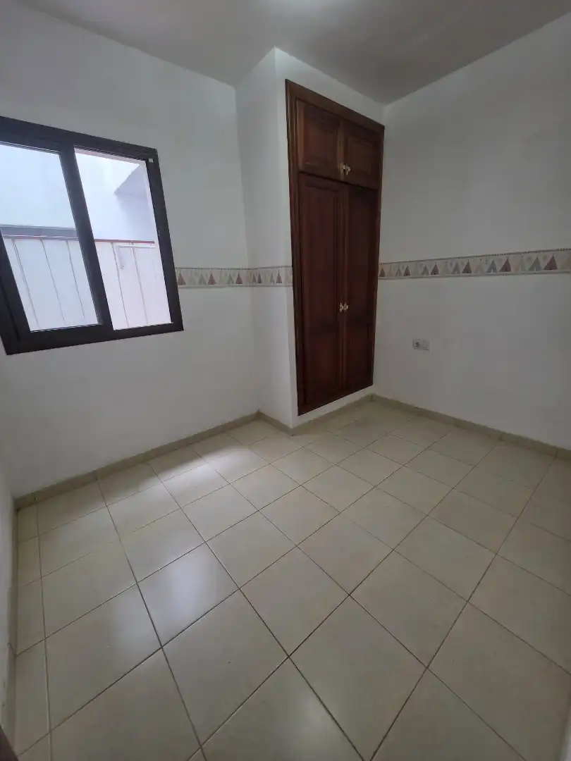 Wohnung zur Miete in Santa Úrsula mit Ofen und Waschmaschine