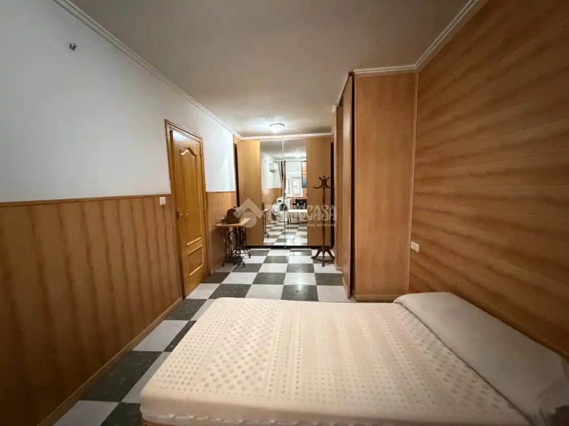 Habitación de Casa adosada en venta en Xirivella con Aire acondicionado