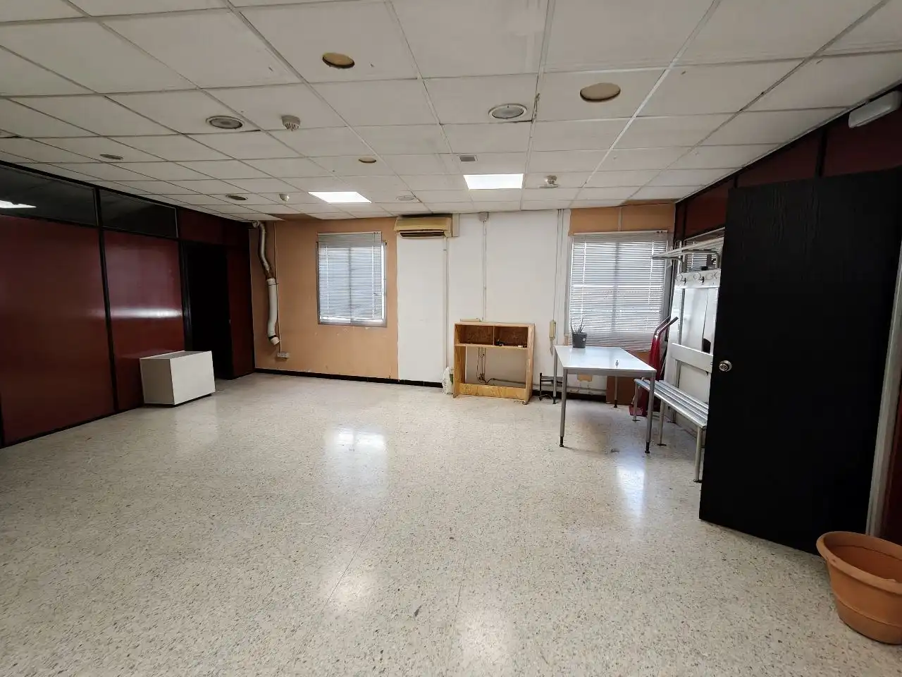 Nave industrial en venta en Cornellà de Llobregat