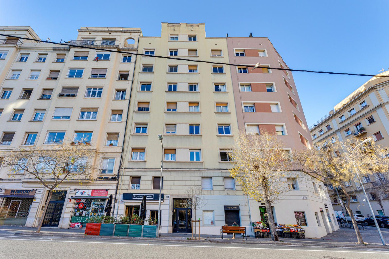 Exterior view of Flat for sale in  Barcelona Capital  with Heating, Parquet flooring and Terrace