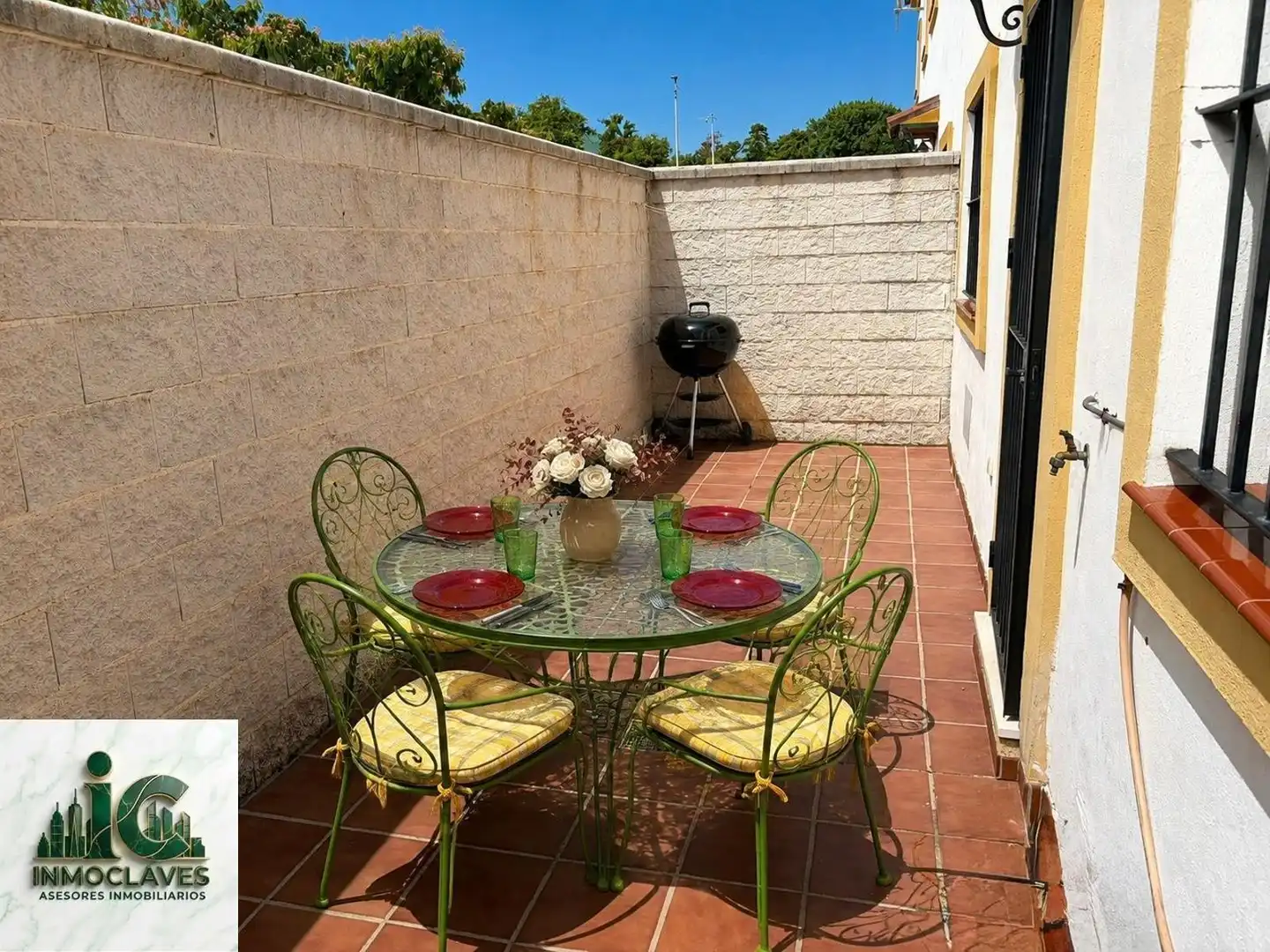 Terraza de Casa adosada en venta en Castellar de la Frontera con Jardín privado