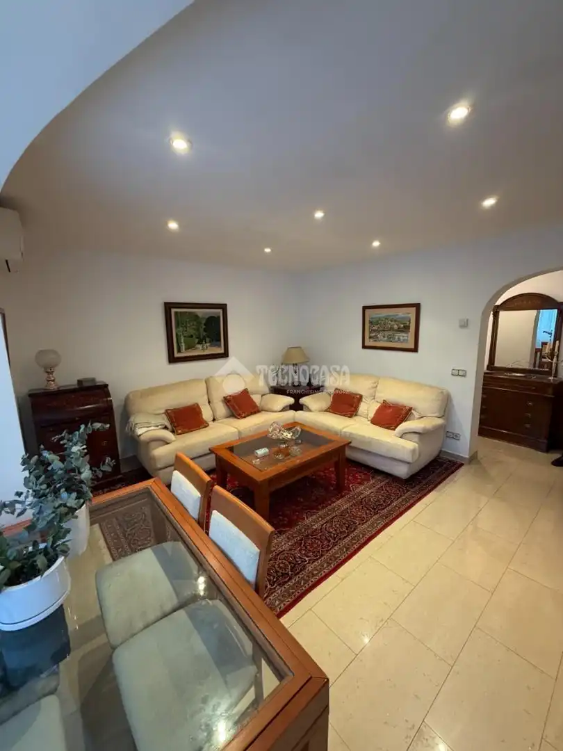 Living room of Flat for sale in Madrid  with Air Conditioner and Heating