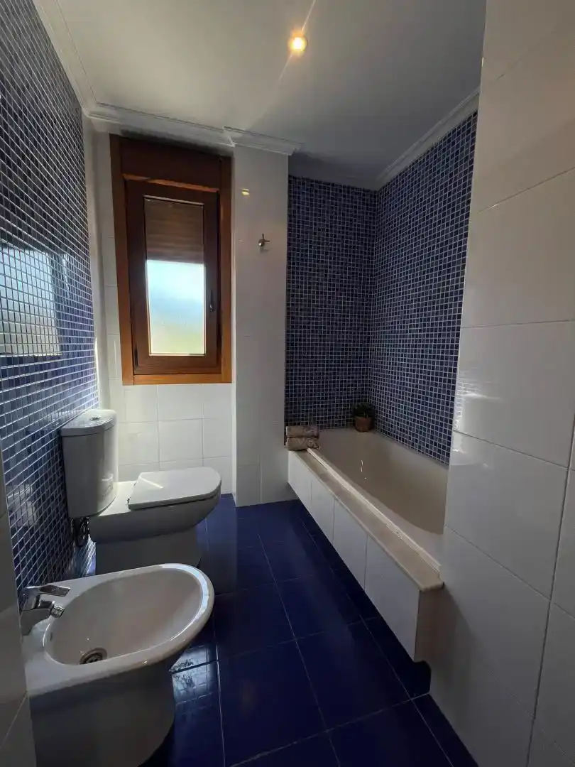 Bathroom of Flat for rent in Sanxenxo  with Furnished