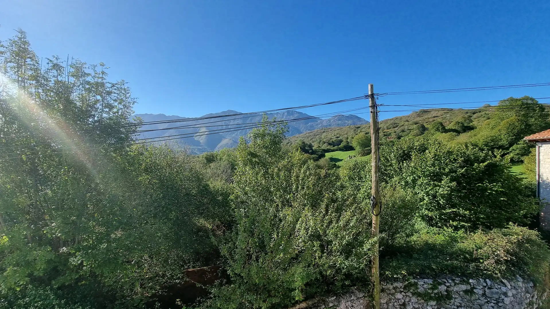 Vista exterior de Casa o xalet en venda en Cabrales