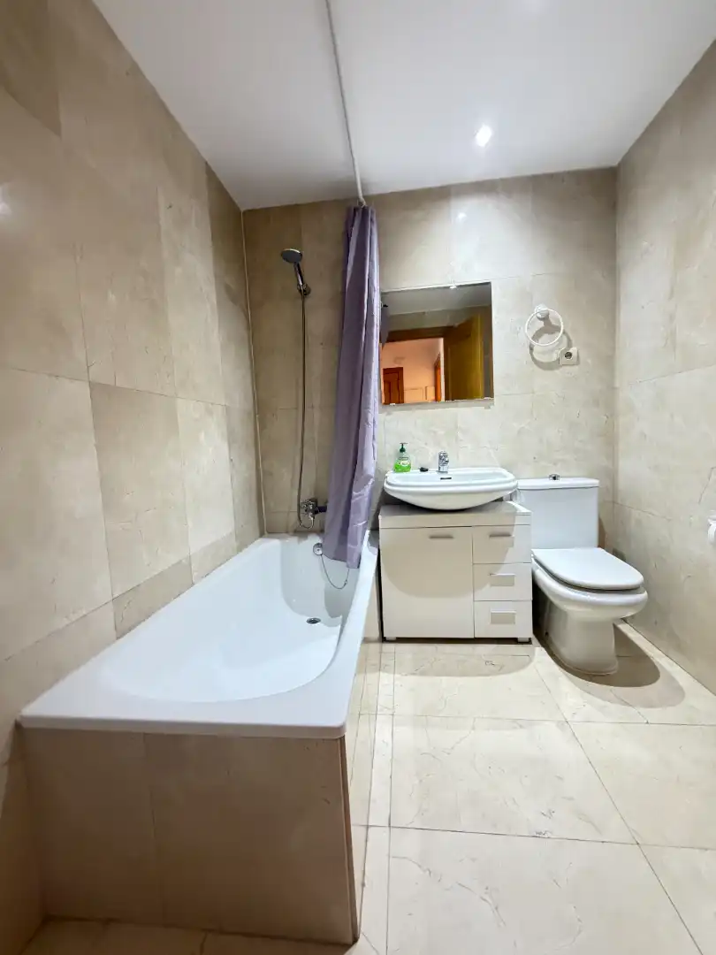 Apartments for rent in Plaza de la Constitución, Velilla de San Antonio