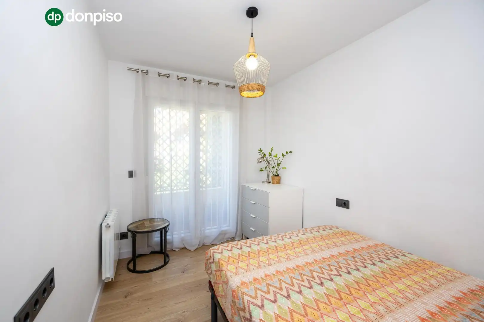 Bedroom of Flat for sale in Genil
