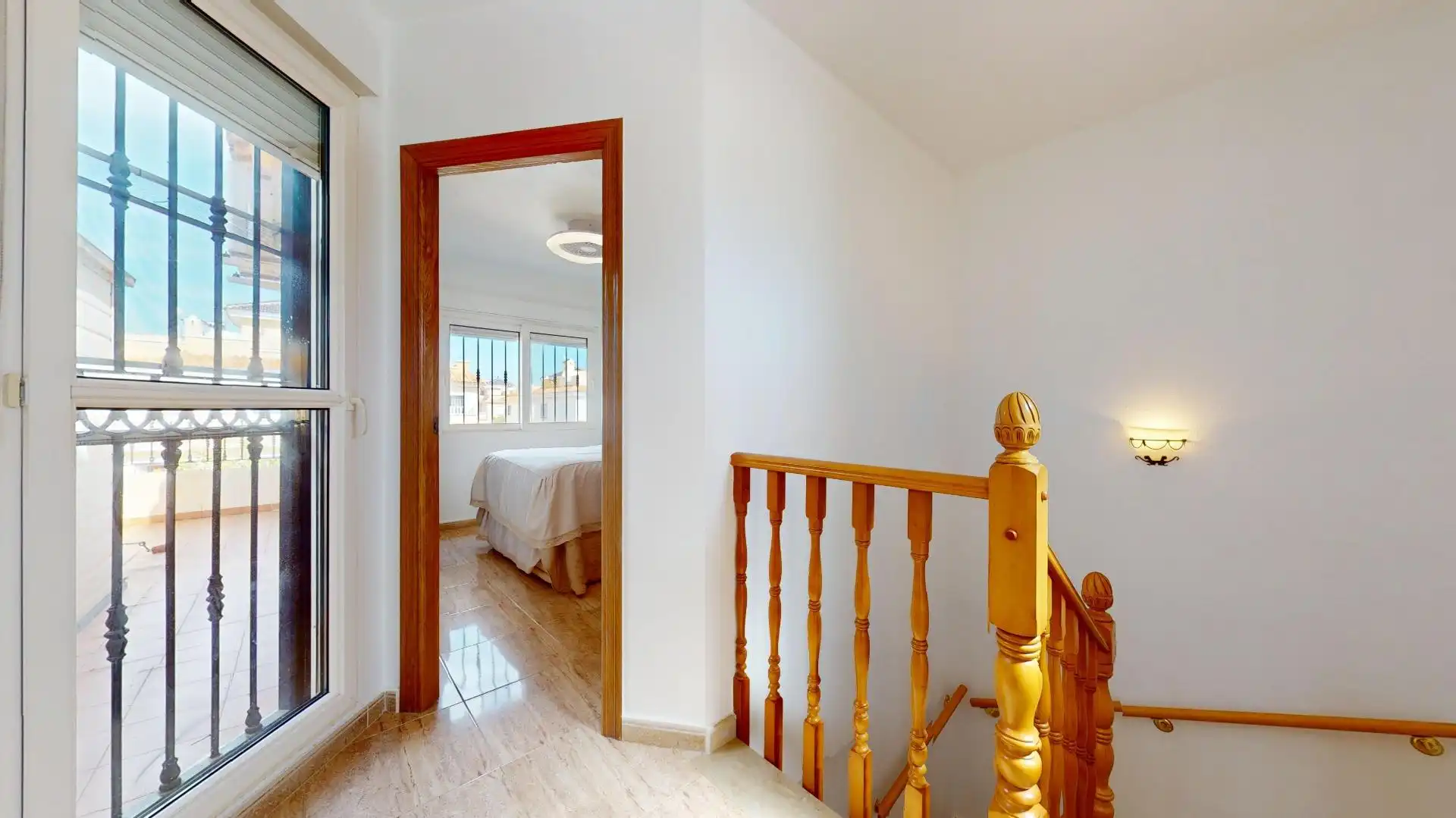 Casa adosada en venta en Pilar de la Horadada con Terraza y Balcón