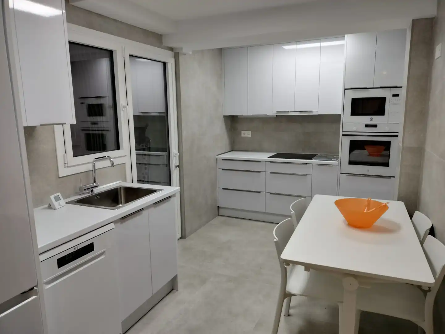 Piso de alquiler en Calle Alhóndiga, 20, Centro - Sagrario