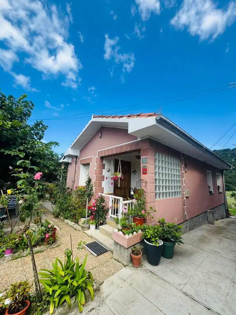 House with garden to rent in Arce