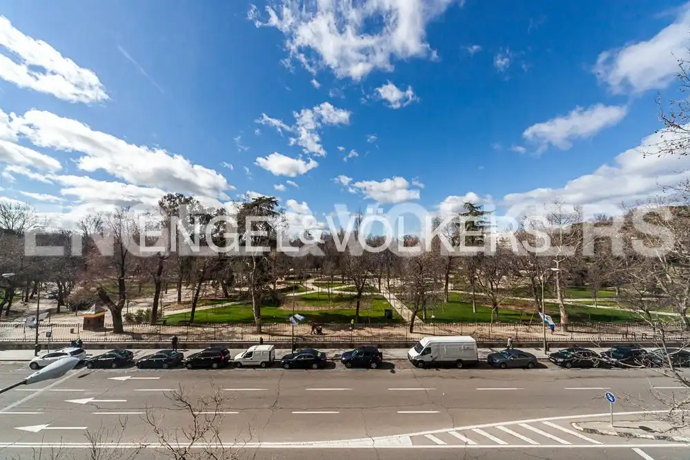 Exterior view of Flat for rent in Madrid  with Air Conditioner, Heating and Parquet flooring