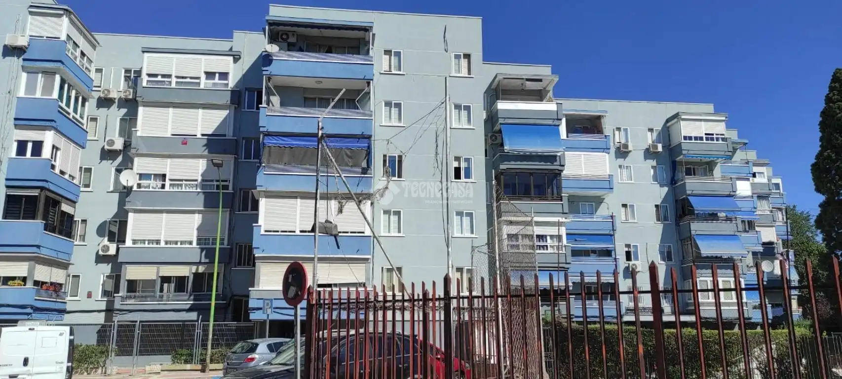 Vista exterior de Garaje en venta en Parla