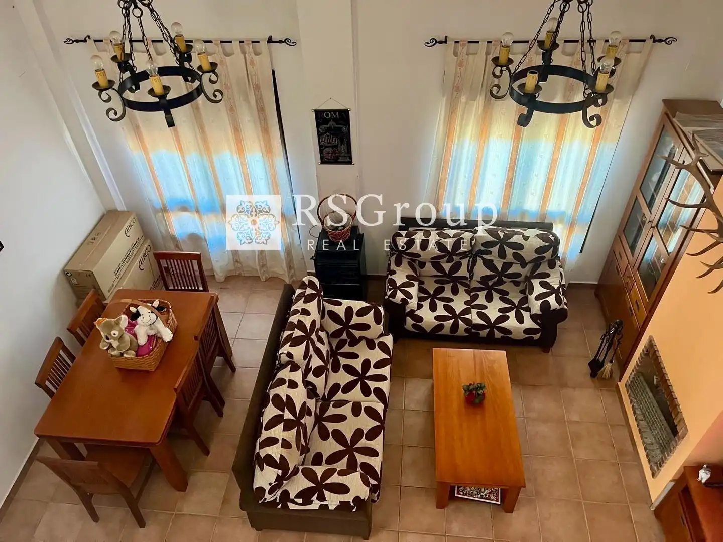 Sala de estar de Casa o chalet en venta en El Real de la Jara con Aire acondicionado, Jardín privado y Terraza