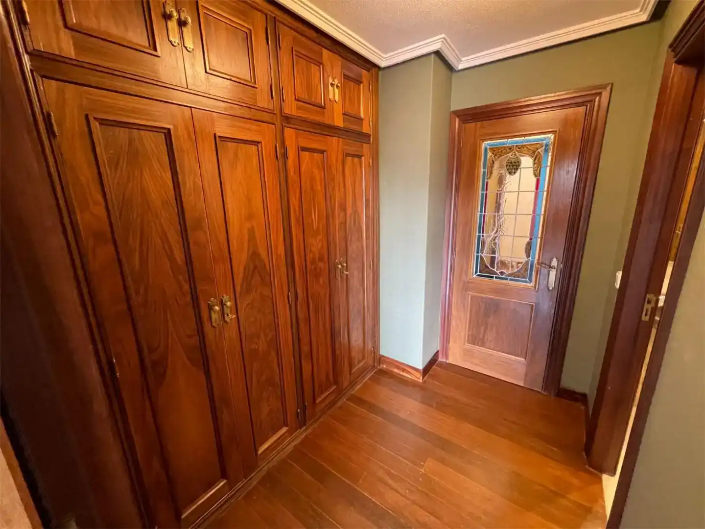 Piso en venta en León Capital  con Parquet, Trastero y Piscina