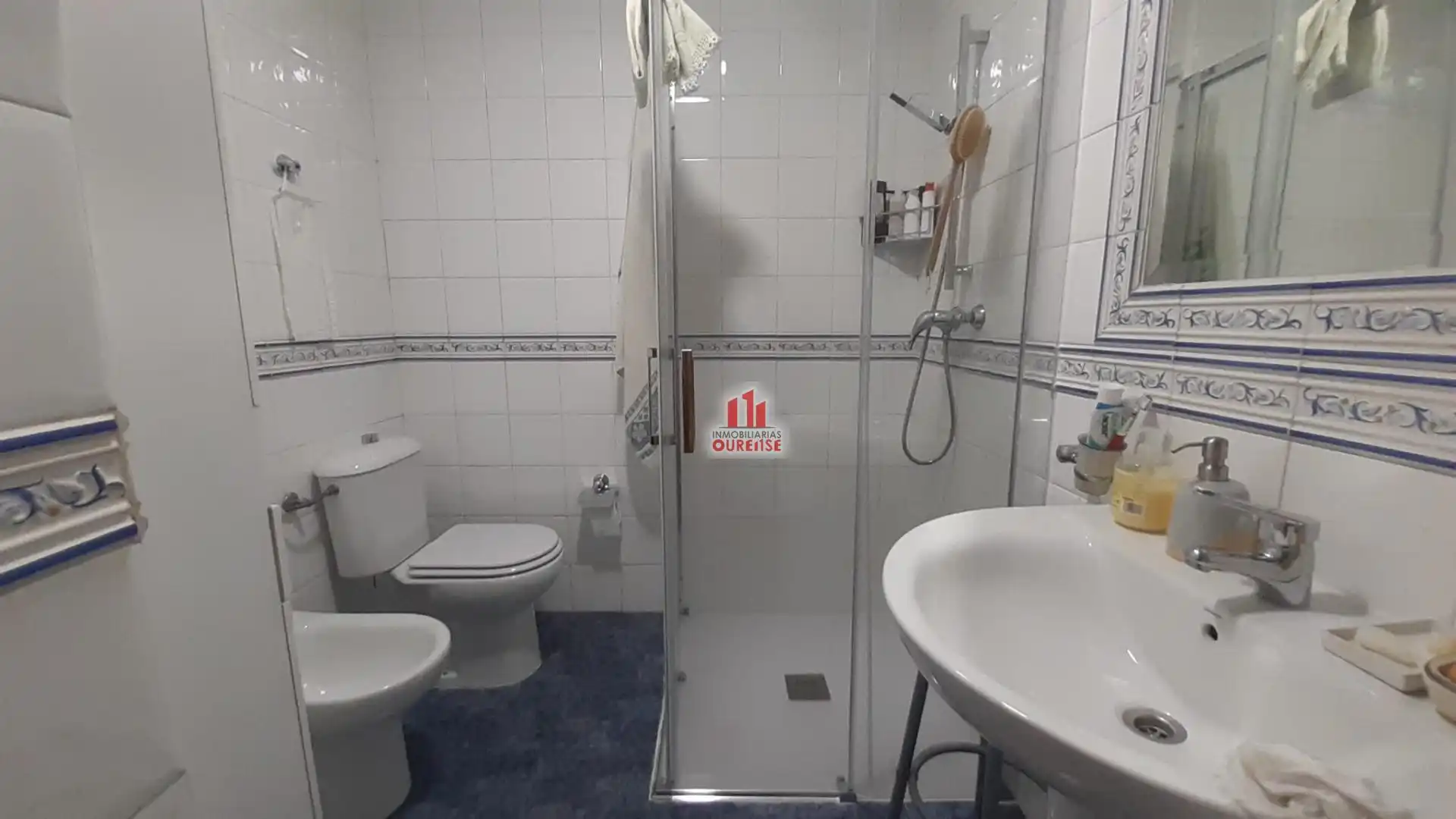 Bathroom of Houses for sale in Ourense Capital   with Furnished and Balcony