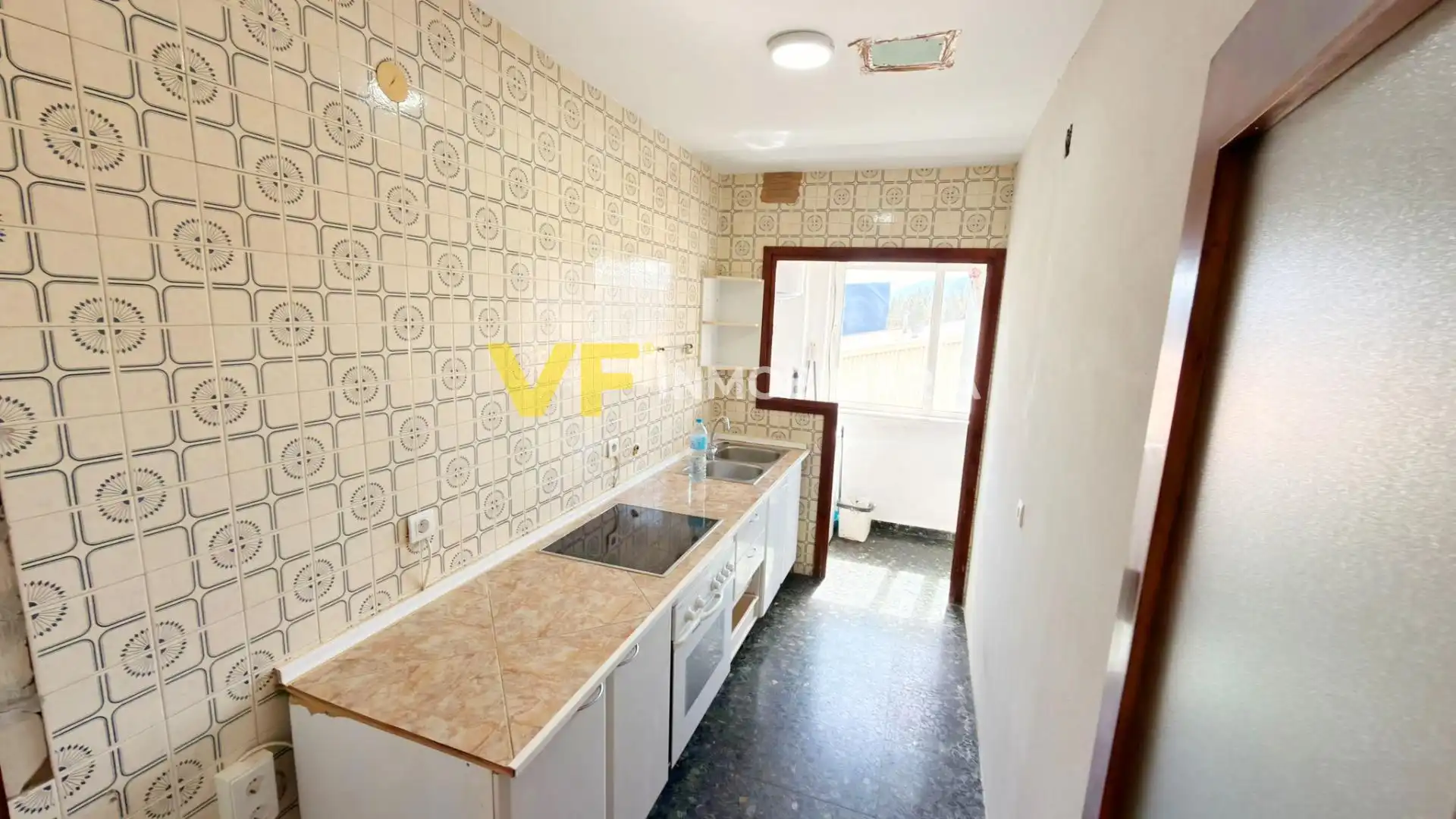 Cuina de Pis en venda en Málaga amb Balcó i Piscina comunitària