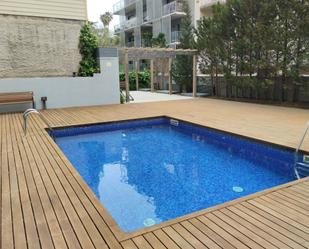 Swimming pool of Flat for sale in  Barcelona Capital  with Air Conditioner, Heating and Parquet flooring