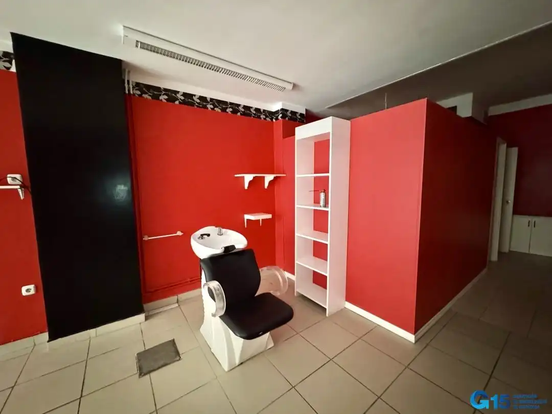 Bathroom of Commercial properties for sale in Irun 