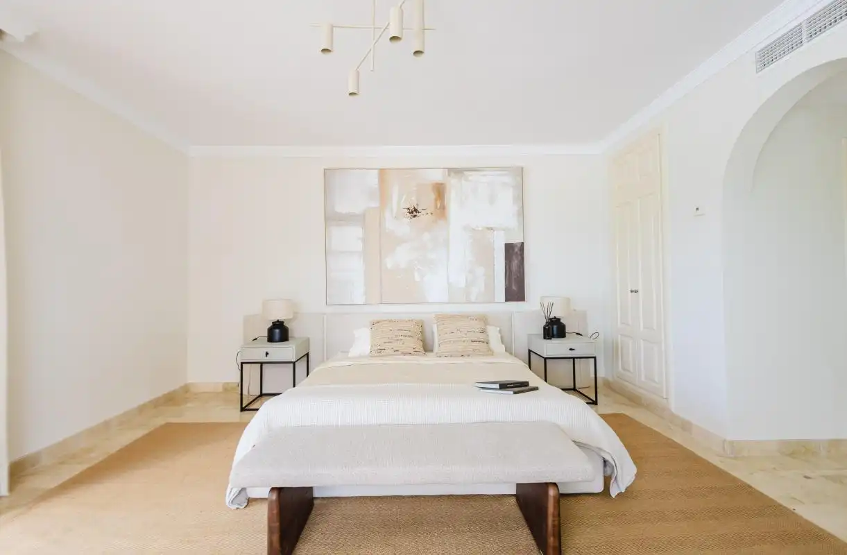 Habitación de Dúplex en venta en Marbella con Aire acondicionado, Calefacción y Jardín privado