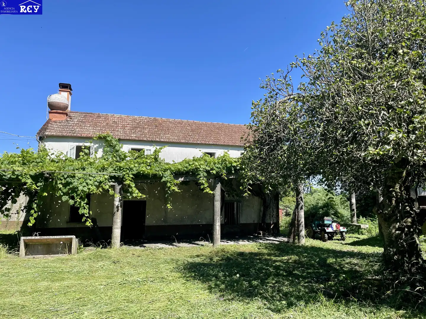Vista exterior de Finca rústica en venta en Silleda con Jardín privado y Amueblado