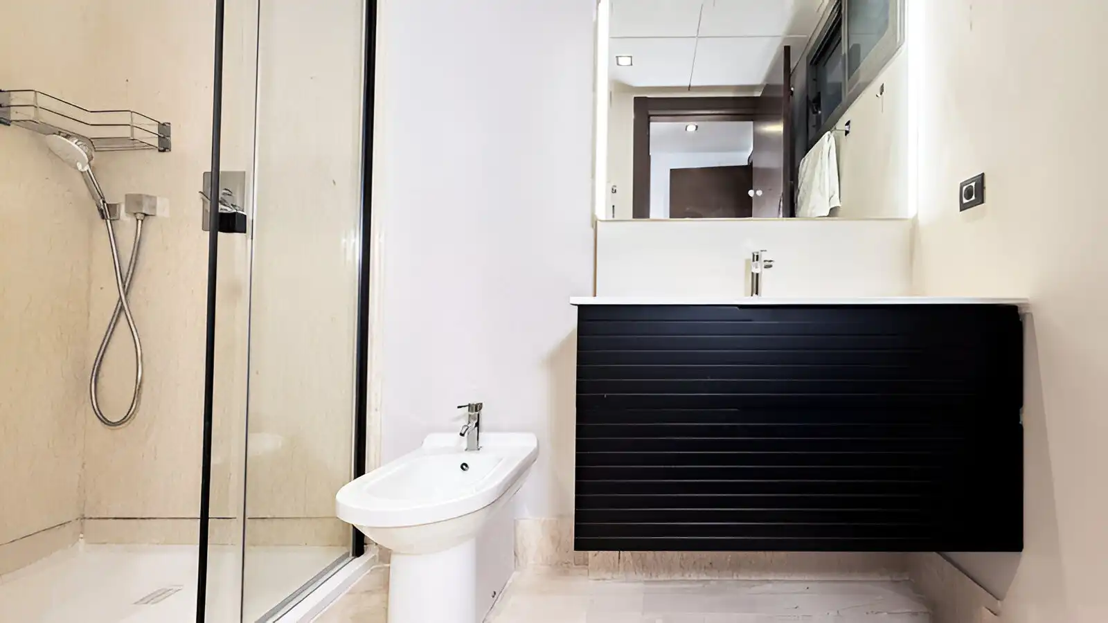 Apartament amb piscina en venda a Benahavís pueblo, imagen 27