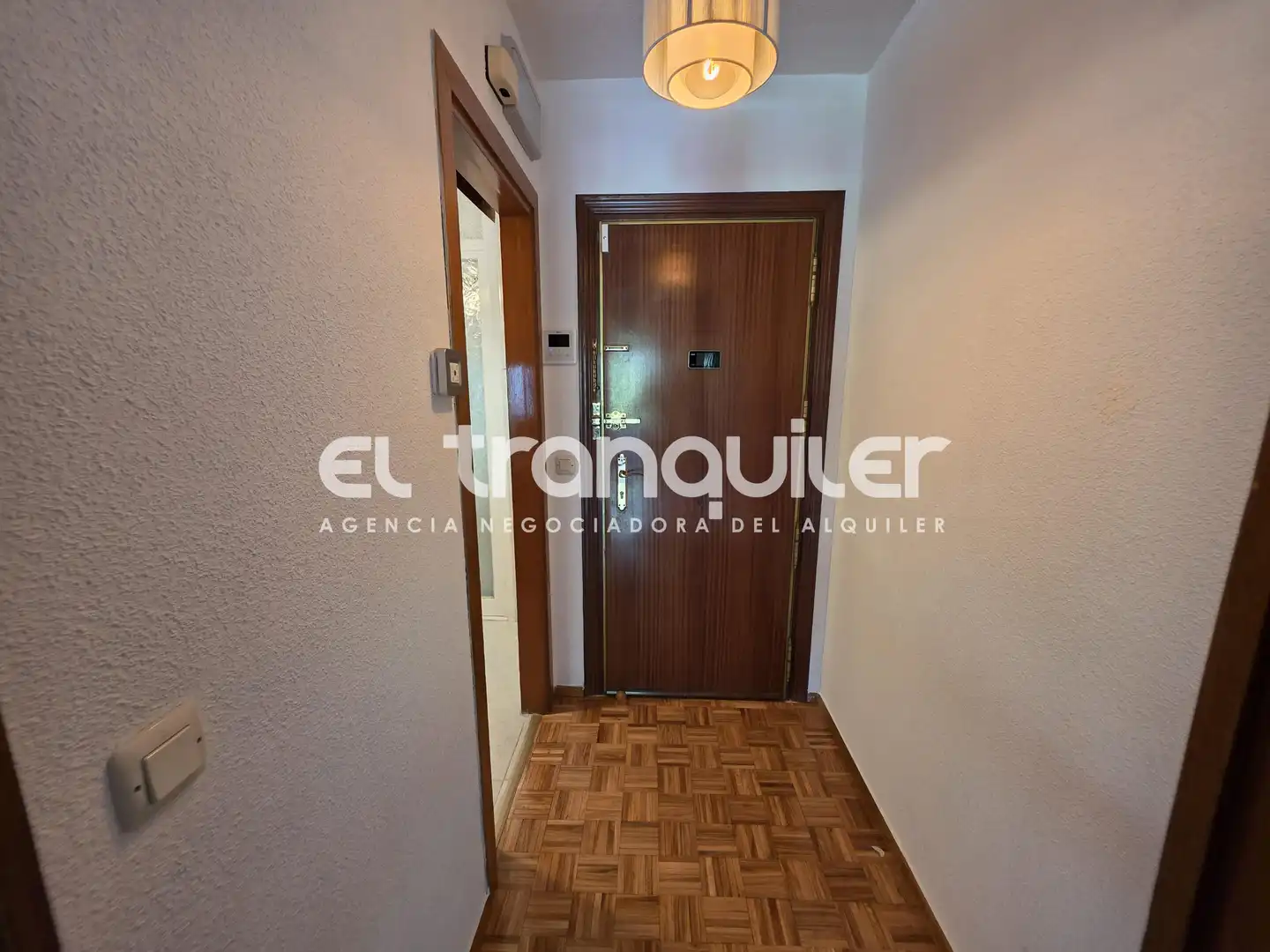 Flat for rent in Madrid  with Air Conditioner, Parquet flooring and Terrace