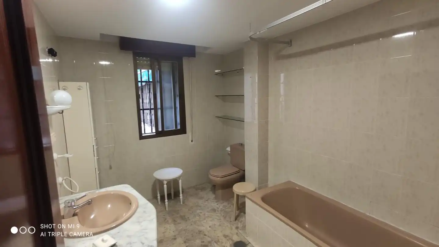 Flat with terrace to rent in Almireceros, imagen 17