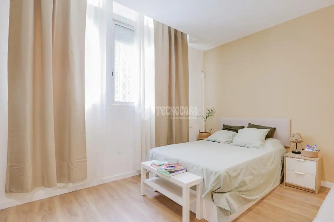 Schlafzimmer von Wohnung zum Verkauf in Barcelona mit Heizung