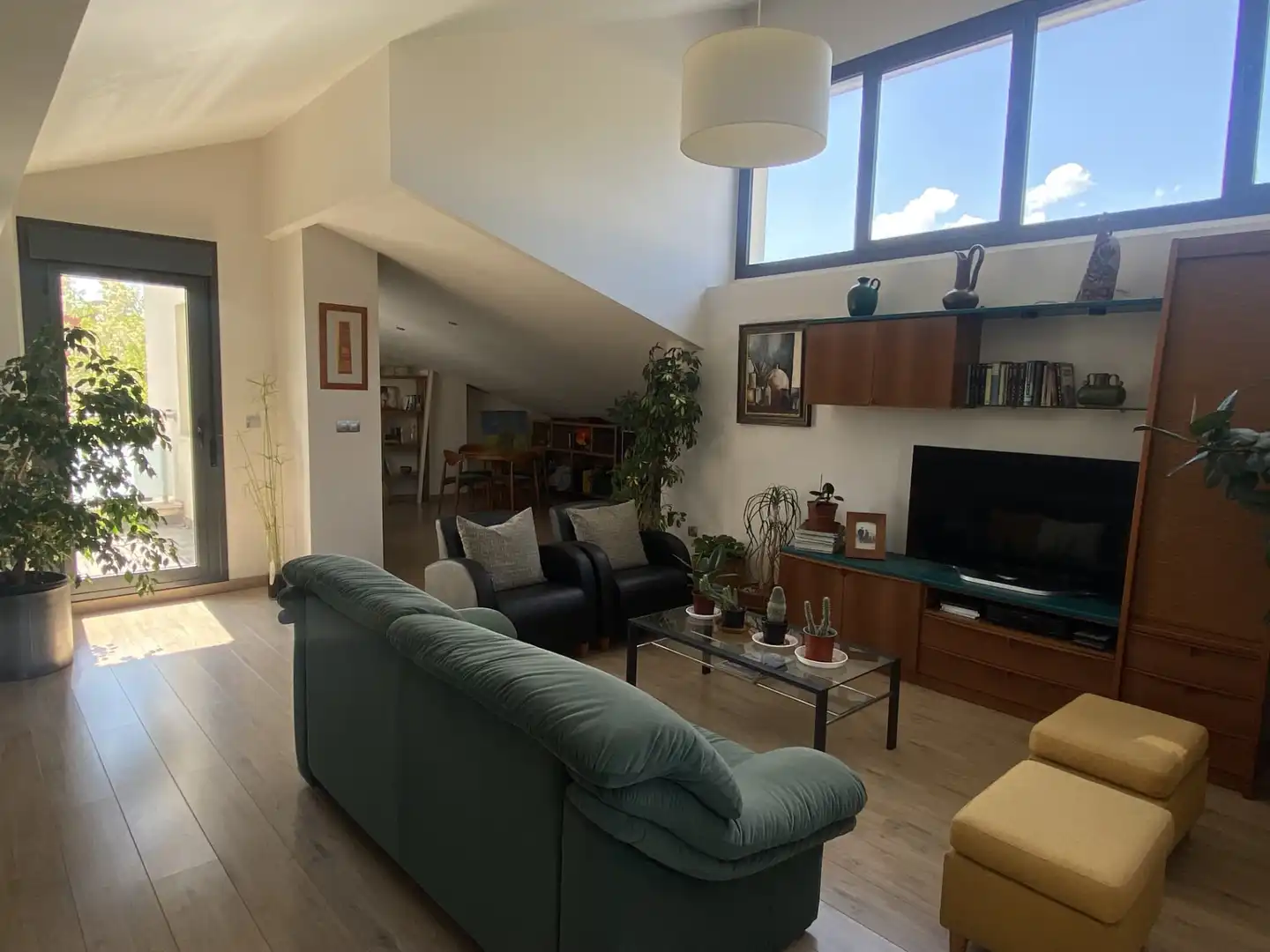 Living room of Houses for sale in Arroyo de la Encomienda  with Air Conditioner, Heating and Private garden