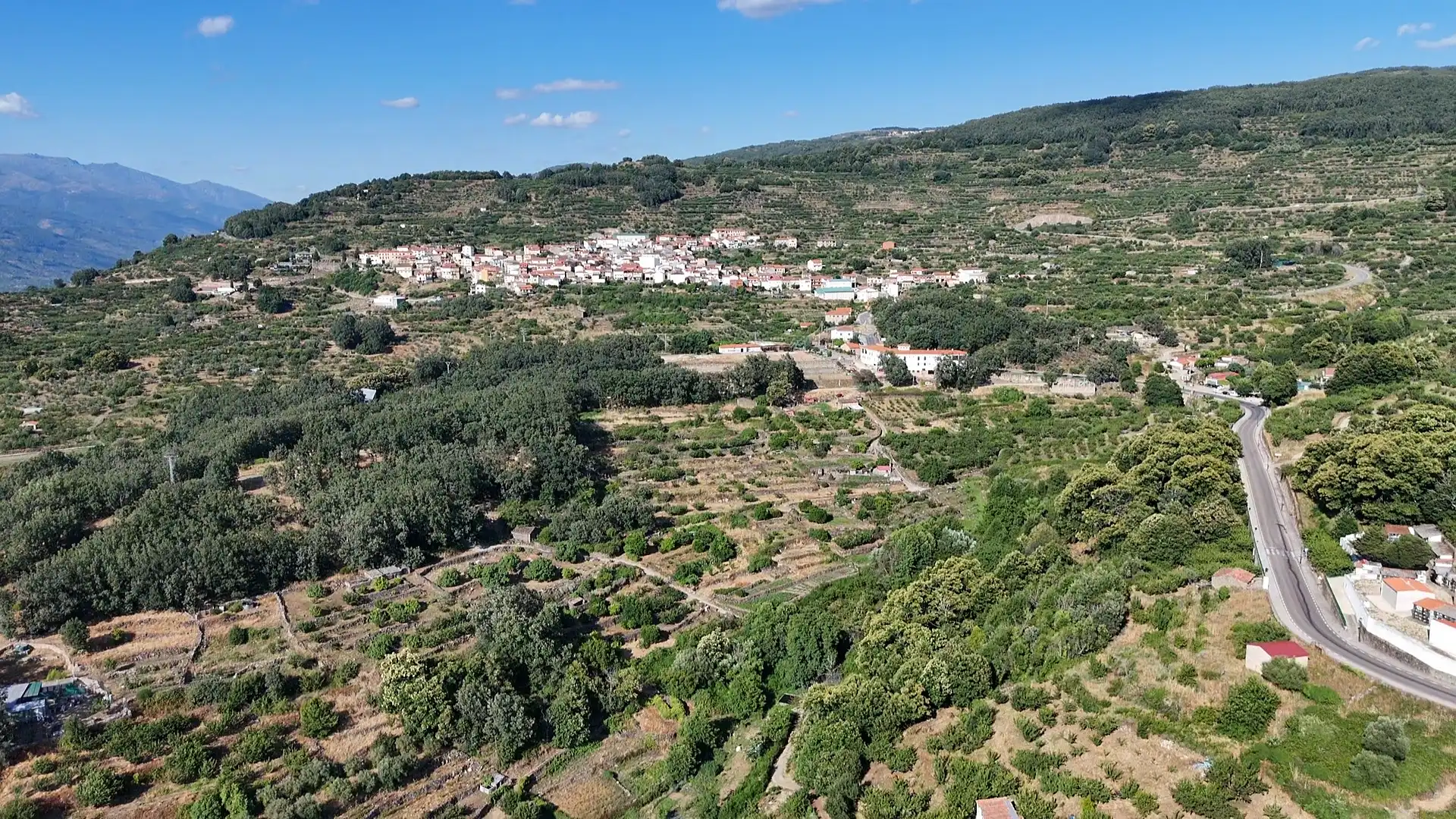 Vista exterior de Residencial en venda en Casas del Castañar