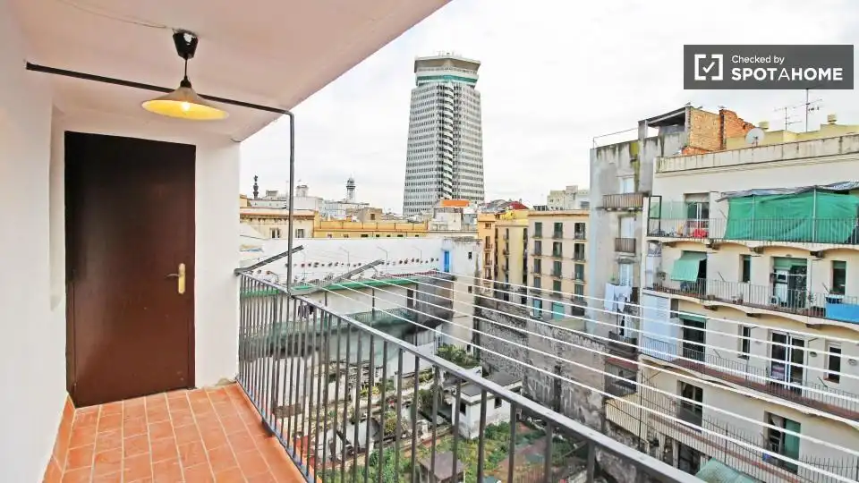 Room in El Raval