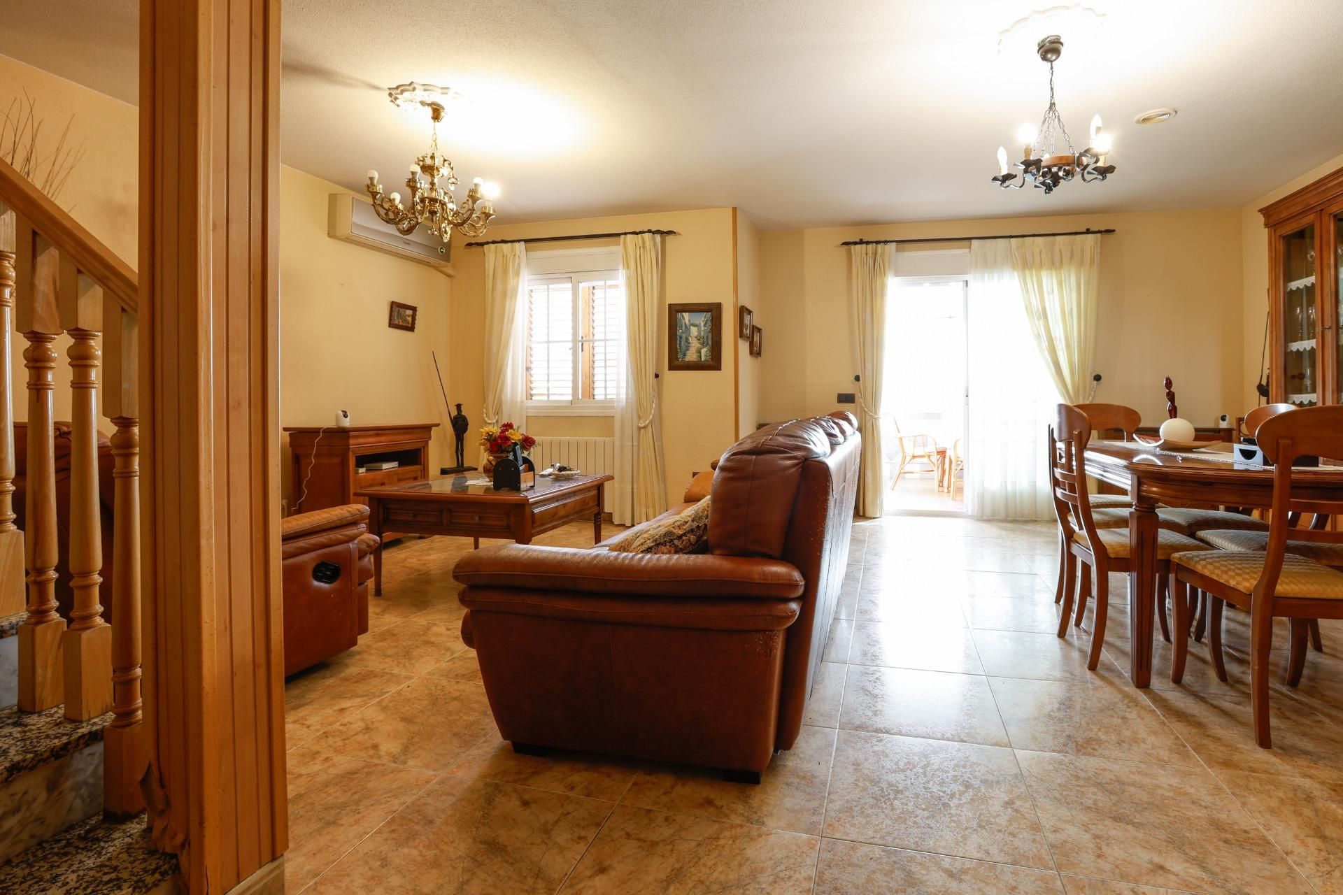 Living room of Single-family semi-detached for sale in Valdemoro  with Air Conditioner, Heating and Private garden