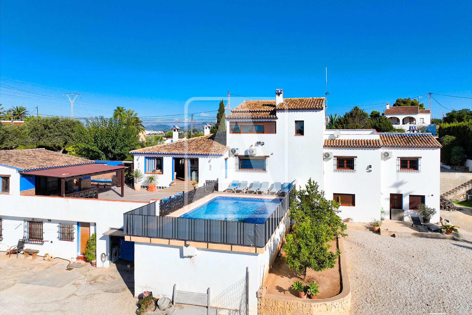 Vista exterior de Casa o xalet en venda en Teulada amb Aire condicionat, Calefacció i Jardí privat