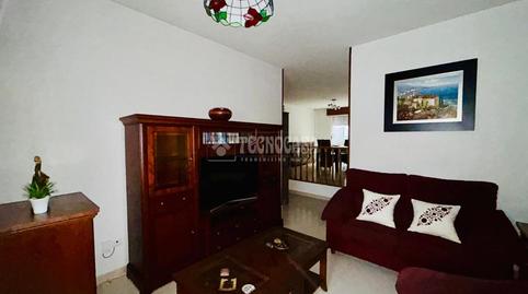 Foto 3 de Casa adosada en venta en Aldeamayor de San Martín, Valladolid