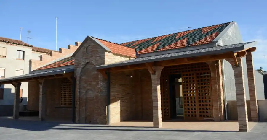 Außenansicht von Dachboden zum Verkauf in Rubí mit Klimaanlage, Heizung und Terrasse