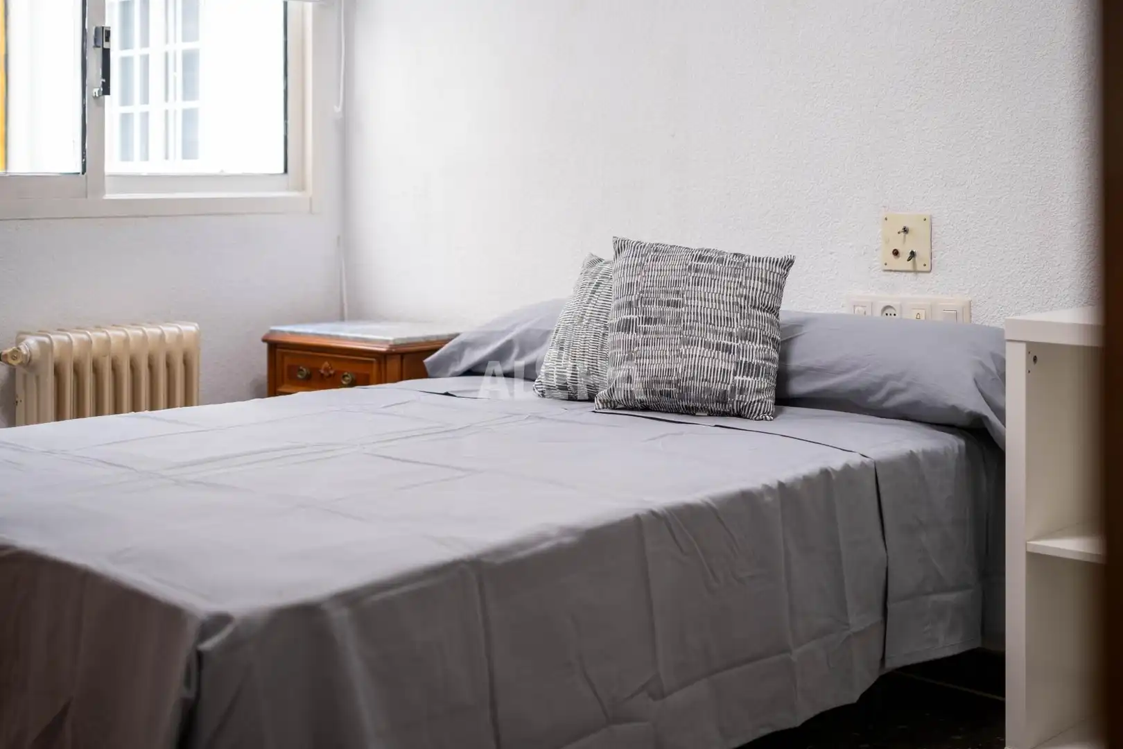 Habitación de Piso de alquiler en Valencia con Calefacción, Amueblado y Balcón