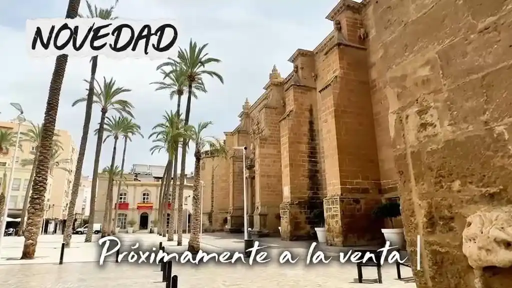 Flat for sale in Calle Calle Cervantes, 1, Centro
