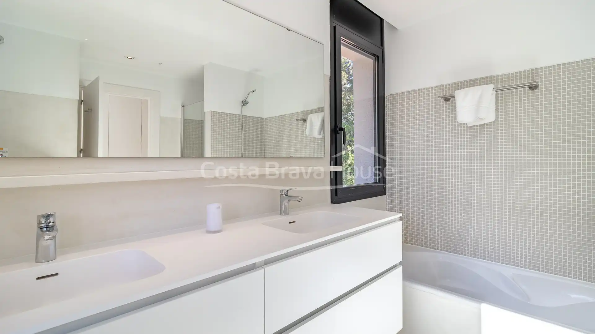 Casa amb terrassa en venda a Carrer de Josep Clarà, imagen 29