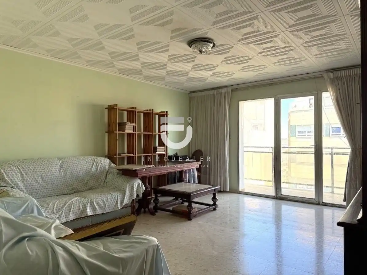 Sala d'estar de Pis en venda en Gandia amb Aire condicionat i Balcó