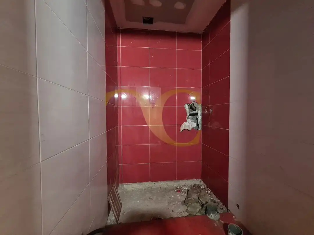 Baño de Piso en venta en Gijón  con Calefacción