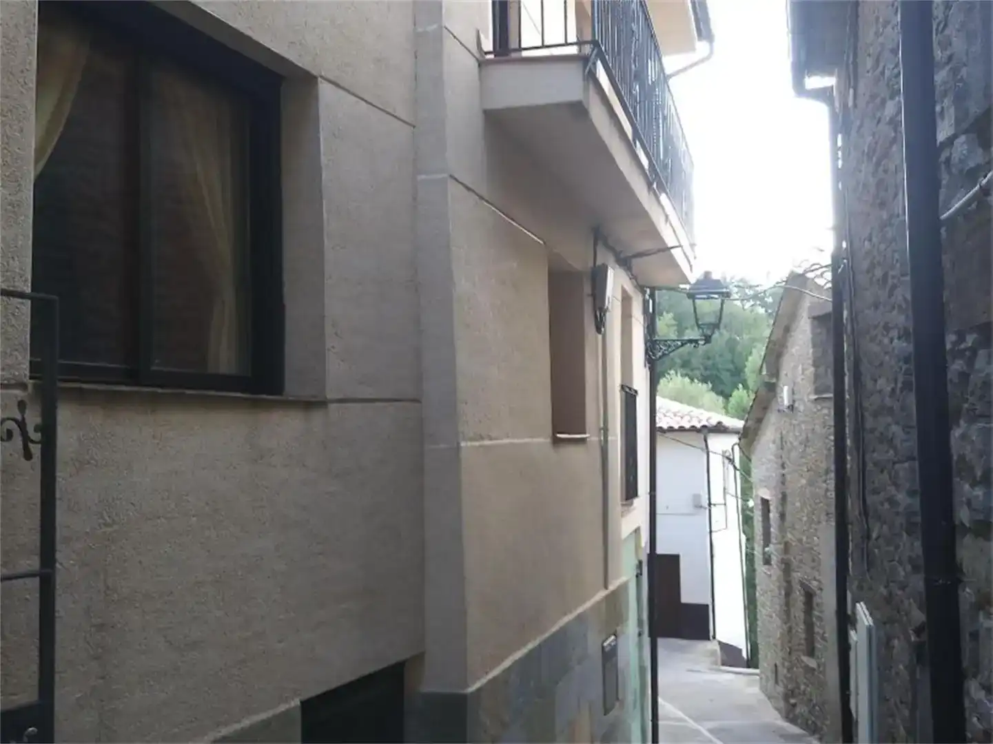Vista exterior de Casa adosada en venta en Castigaleu con Trastero, Amueblado y Balcón