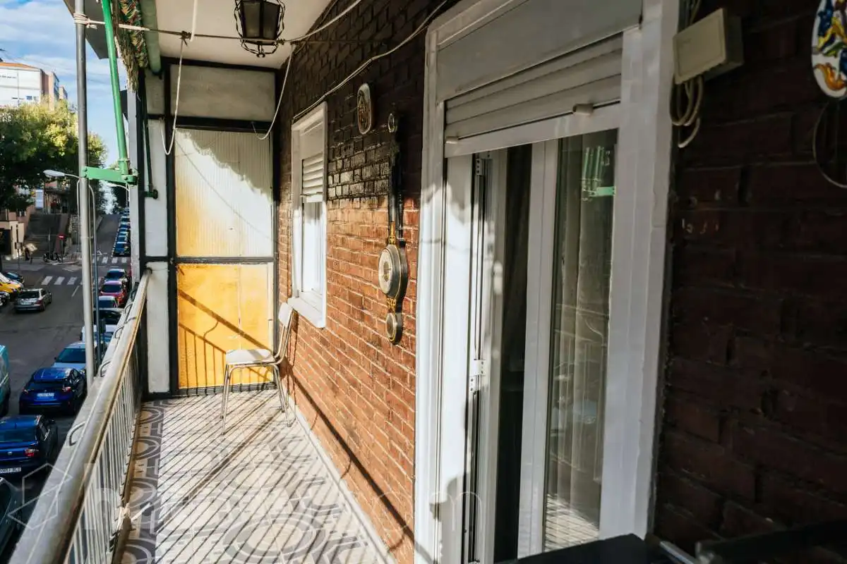 Wohnung zur Miete in Calle de Ochagavia, Valdezarza